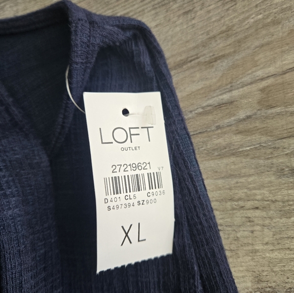 LOFT Outlet Navy Button-Front Tank • NWT • Size XL 💙 - Picture 7 of 8